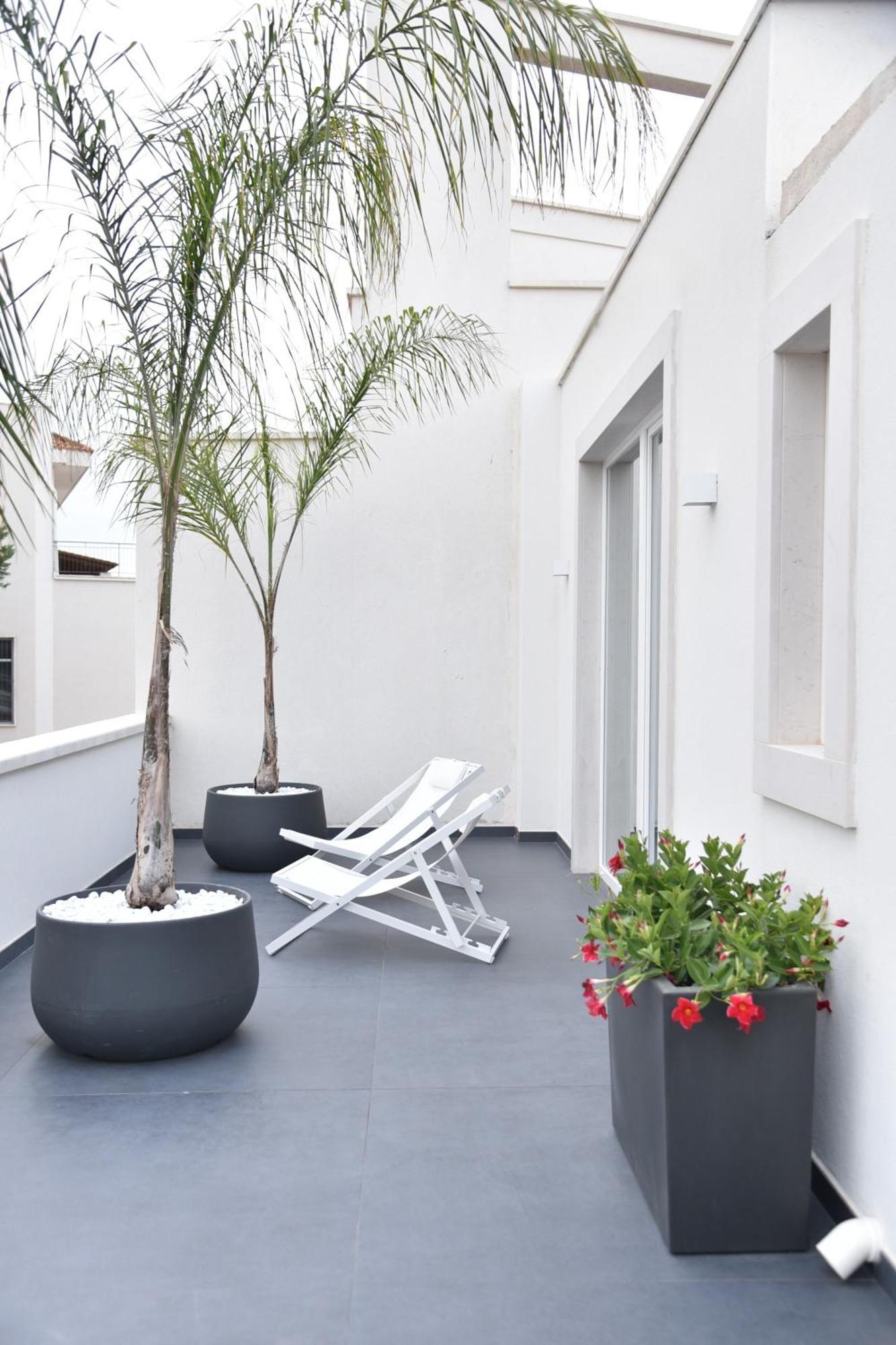 Palms Suites Φαζάνο Εξωτερικό φωτογραφία
